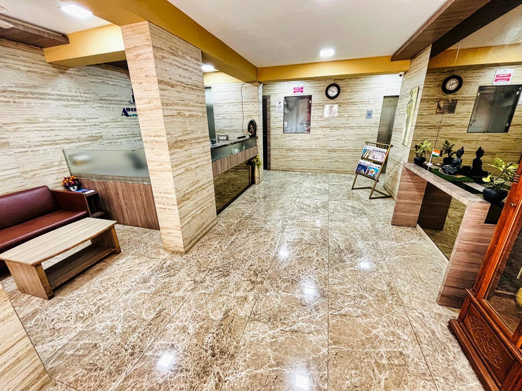Maxxvalue - Service Apartment Marol مومباي المظهر الخارجي الصورة